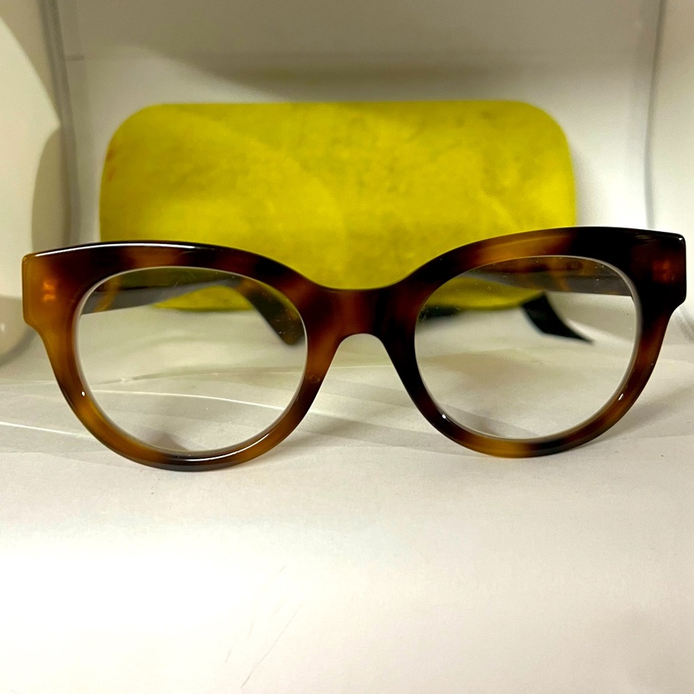 Gucci eyeglasses
